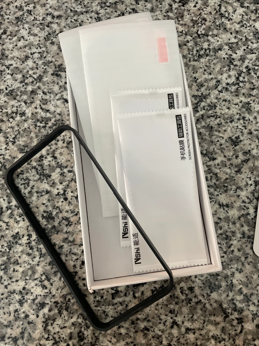 Phone Case and Screen Protector  (iPhone 14 ) - photo 2