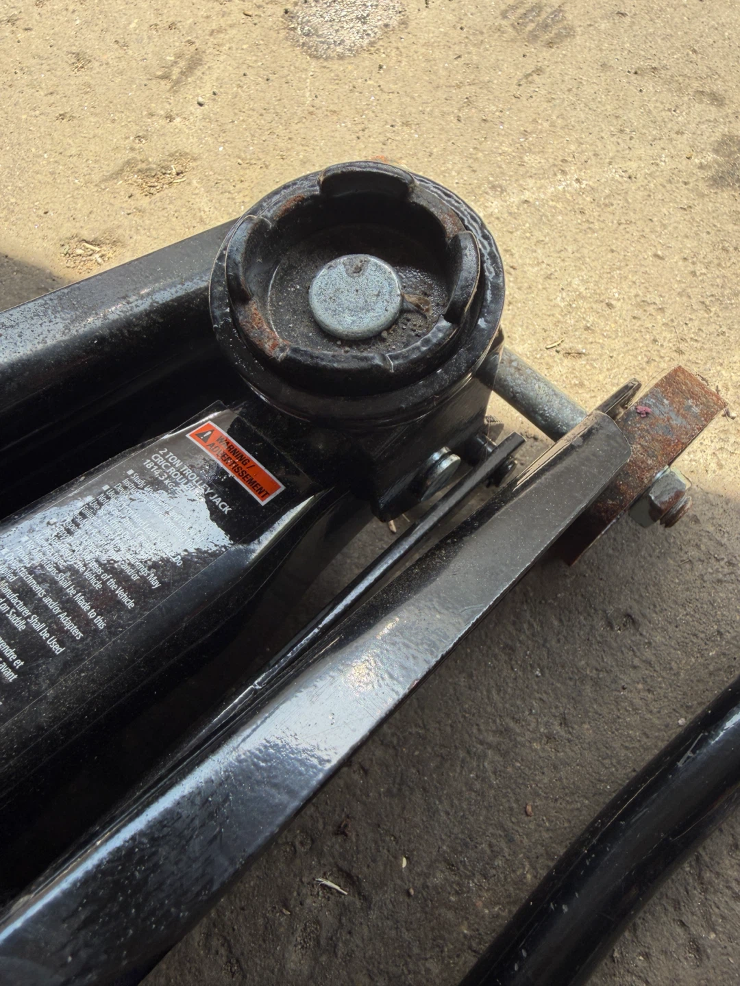 Husky 2 Ton Trolley Jack - photo 5