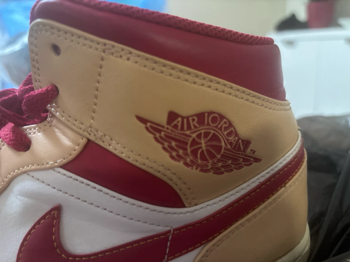 Jordan 1 Mid SE Tan Red White Sneakers - photo 2
