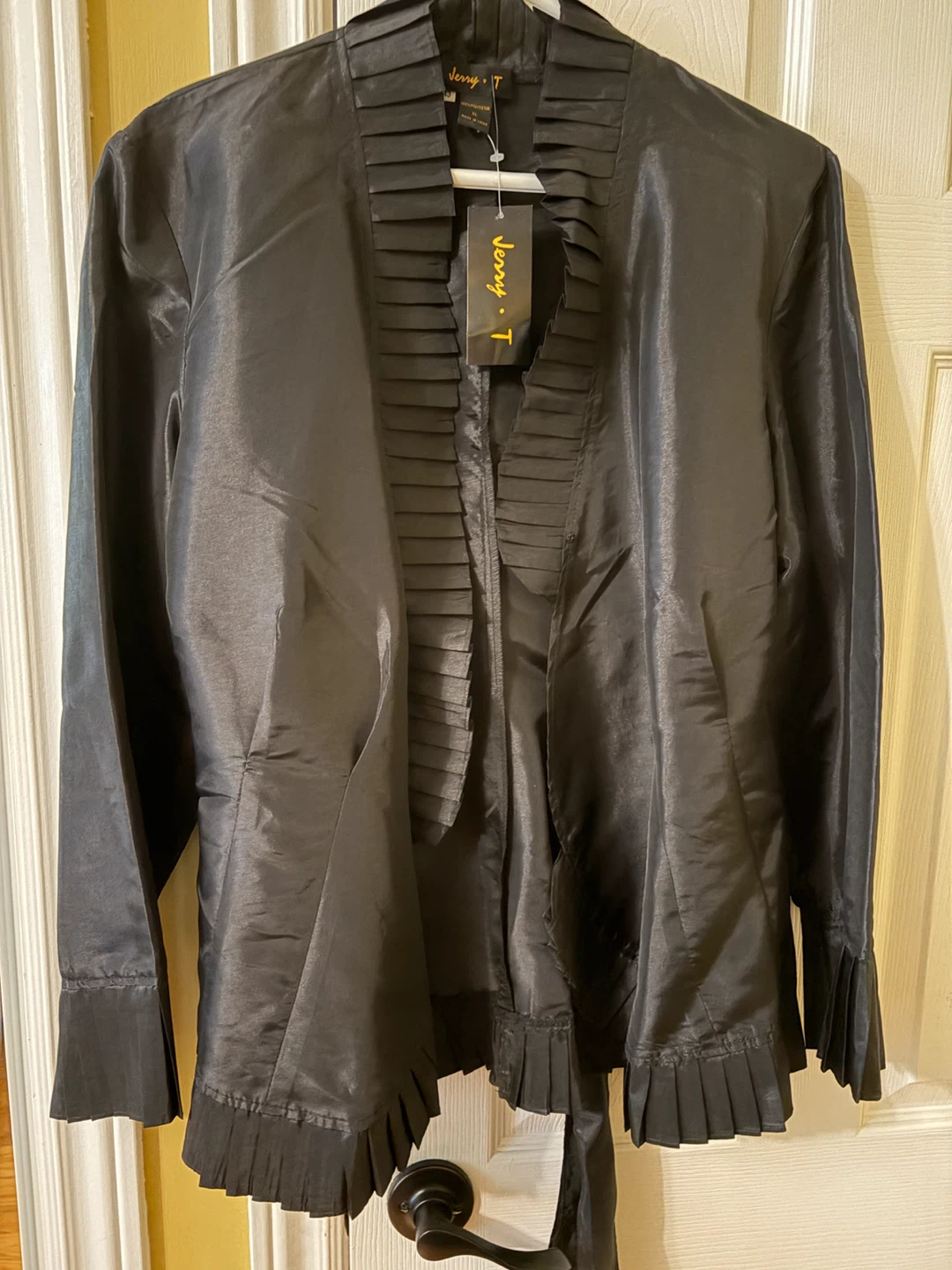 Jerry T Black Pleated Polyester Jacket XL