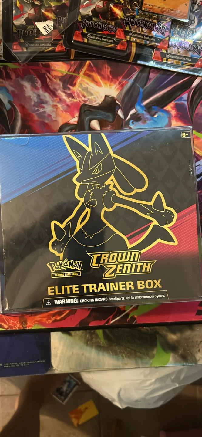 Pokemon Crown Zenith Elite Trainer Box
