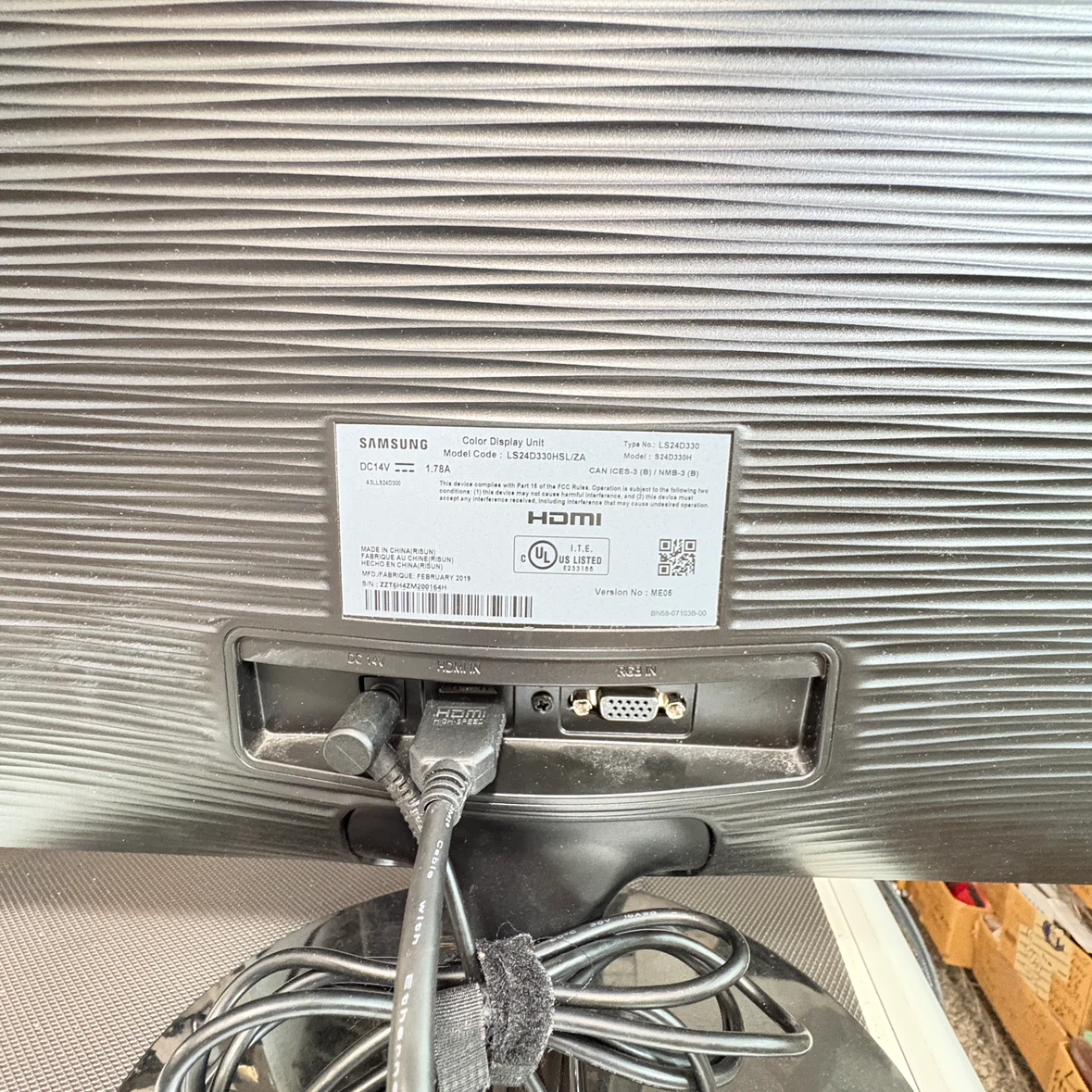 Samsung 24" Monitor LS24D330H - photo 3