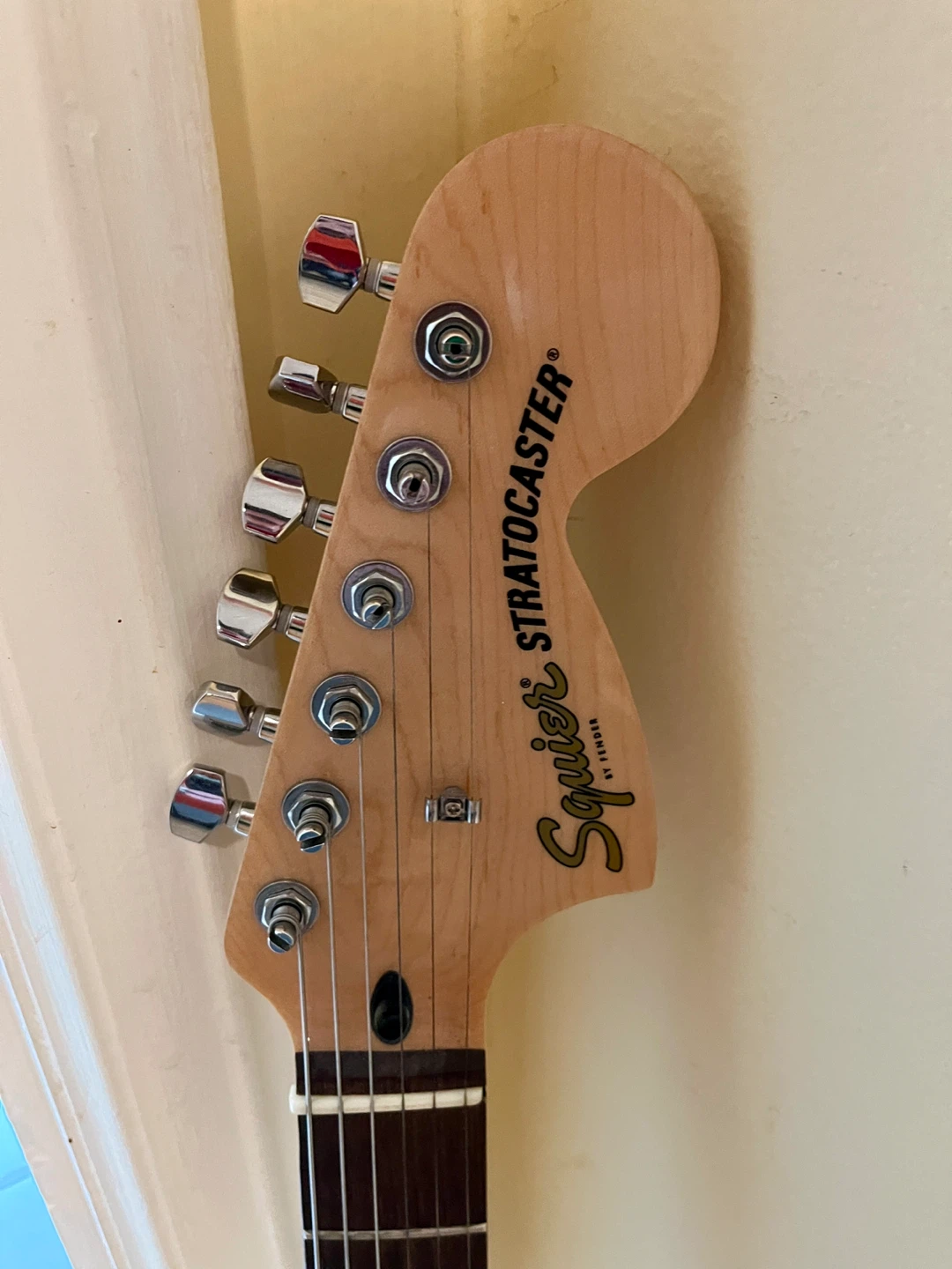 Squier Affinity Stratocaster Electric Guitar - photo 2