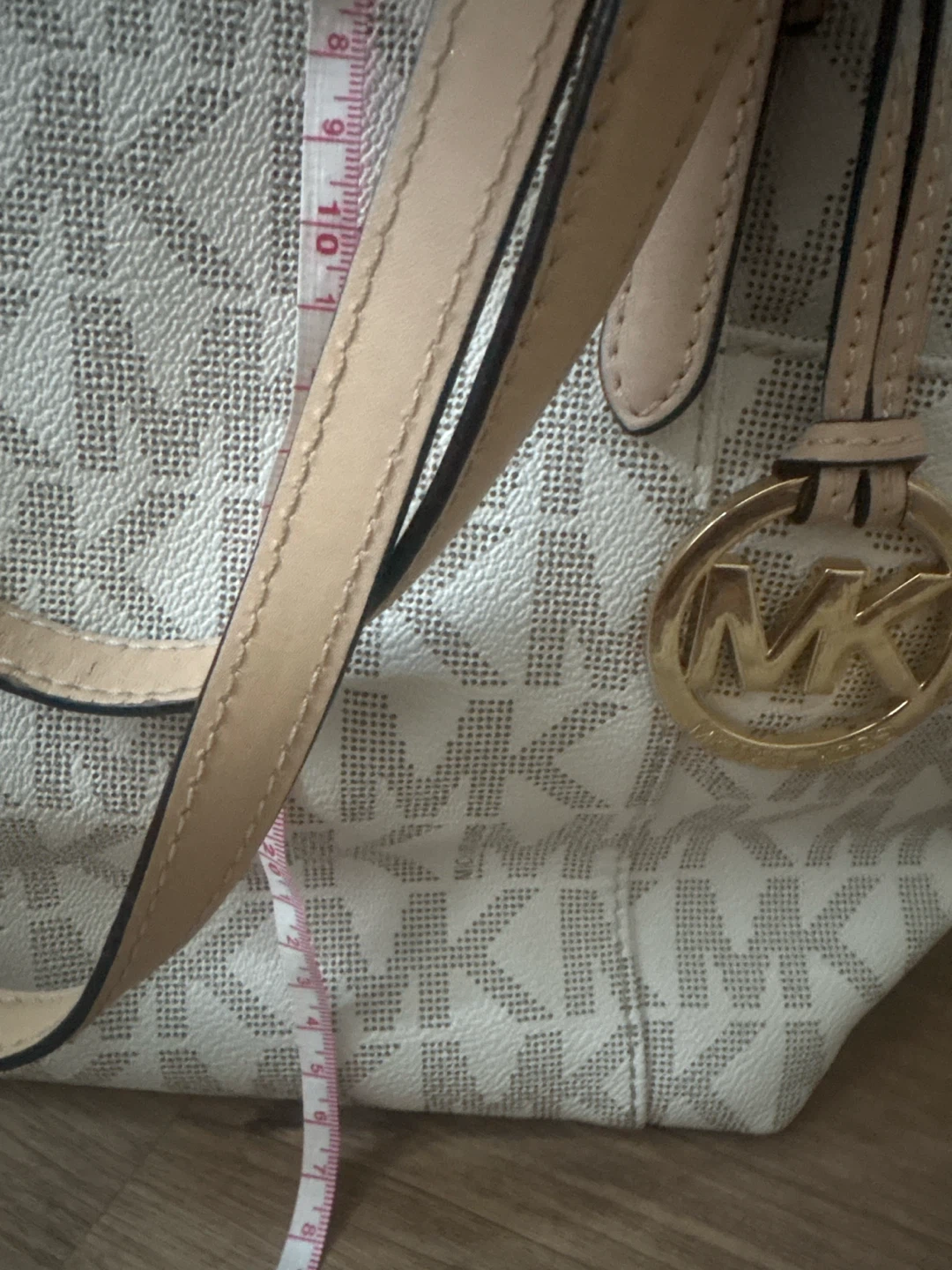Michael Kors Tote Bag - MK Signature Print - photo 4