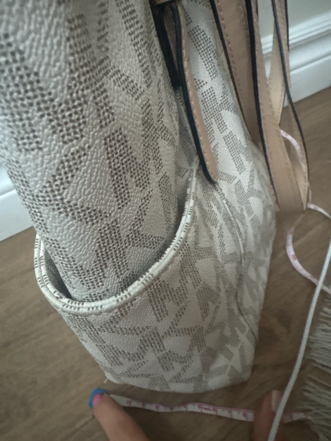 Michael Kors Tote Bag - MK Signature Print - photo 5