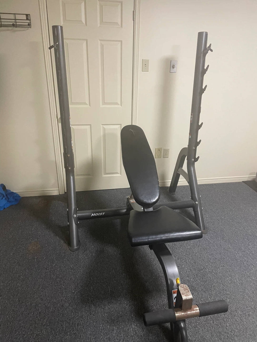 HOIST Weight Bench - photo 2