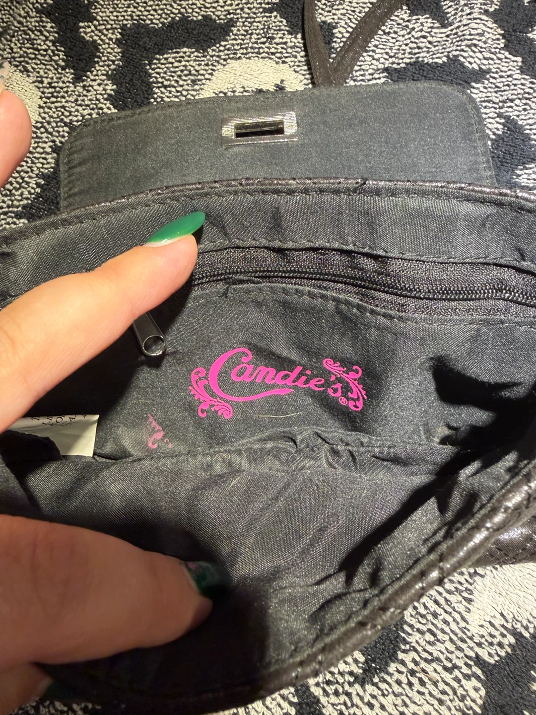 Candie's Quilted Crossbody Bag - photo 2