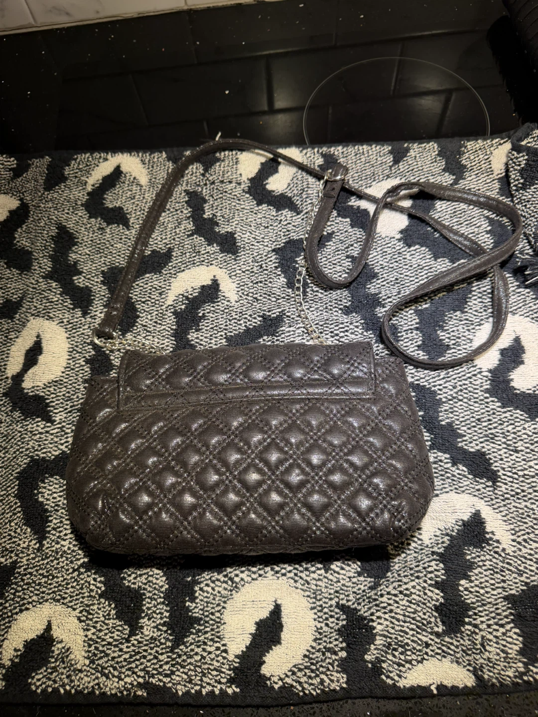 Candie's Quilted Crossbody Bag - photo 4