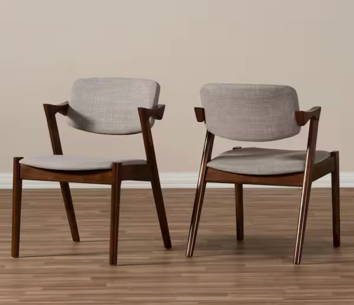 Set of 4 Dining Chairs. FREE EXTENDABLE DINING TABLE - photo 3