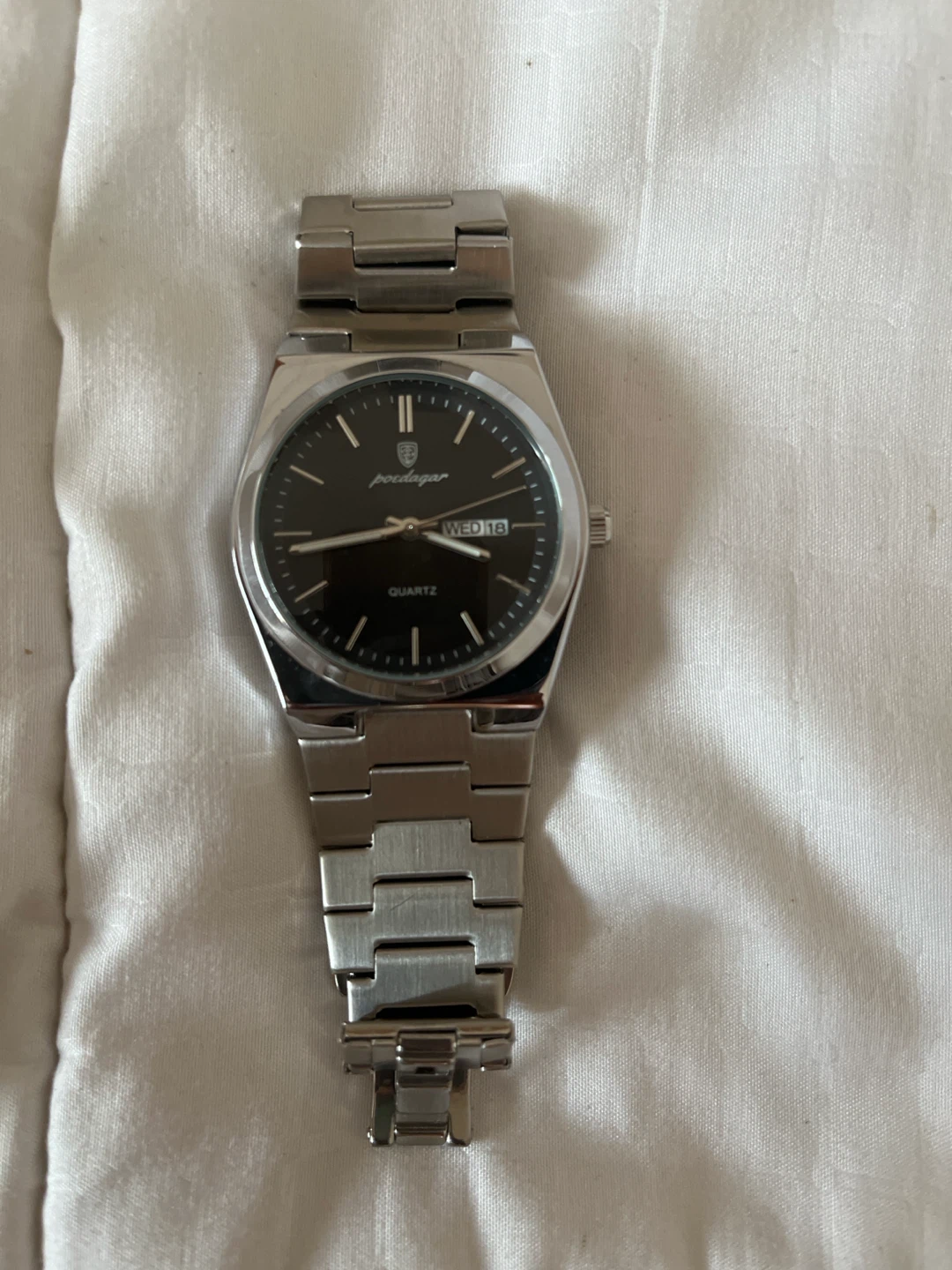 POEDAGAR Quartz Watch with Extra Bracelet Links