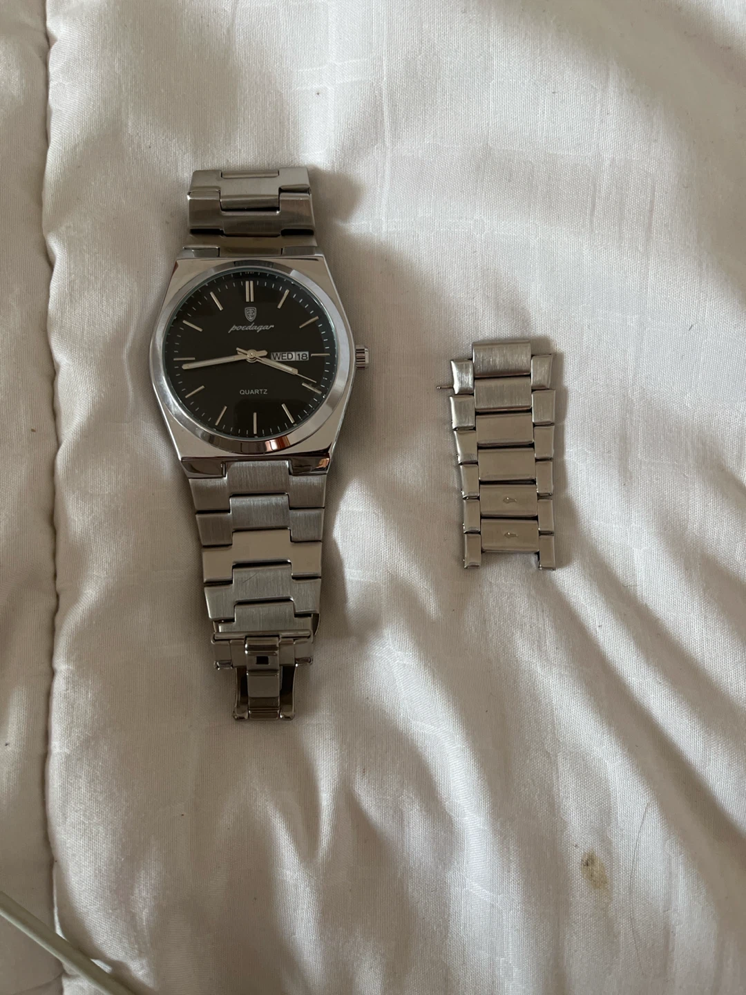POEDAGAR Quartz Watch with Extra Bracelet Links - photo 2