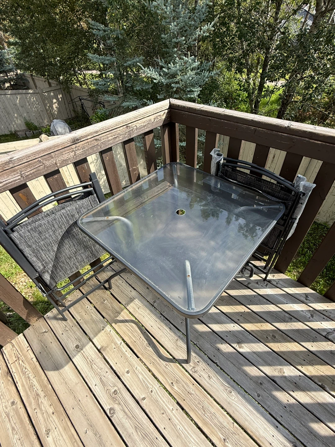 Patio Table with 4 Chairs - photo 2