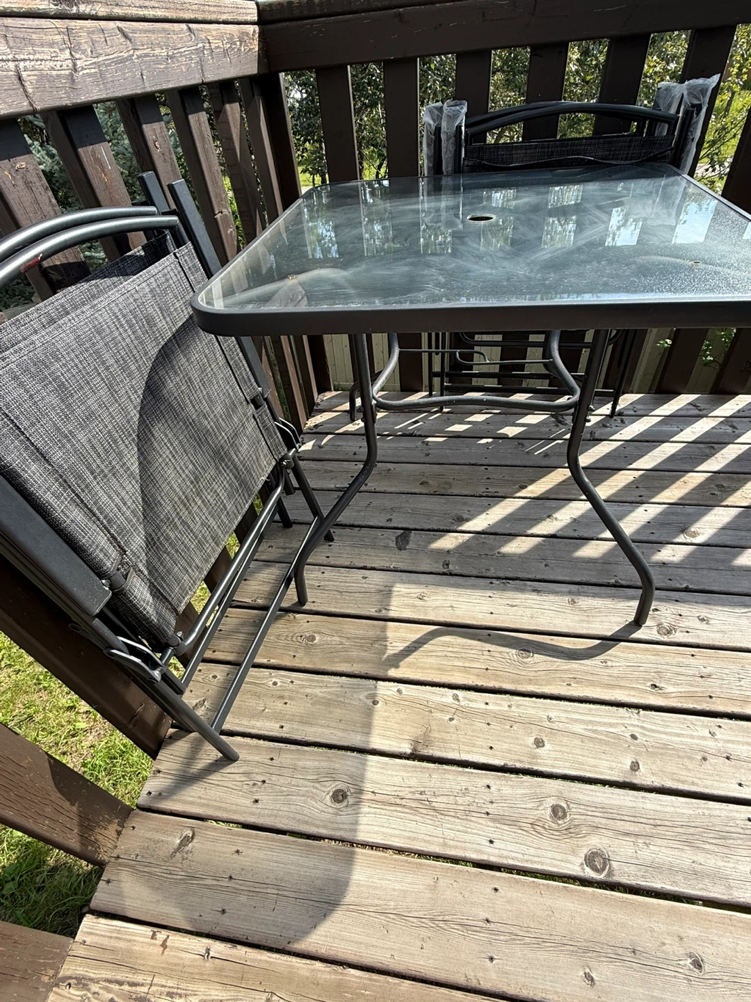 Patio Table with 4 Chairs - photo 3