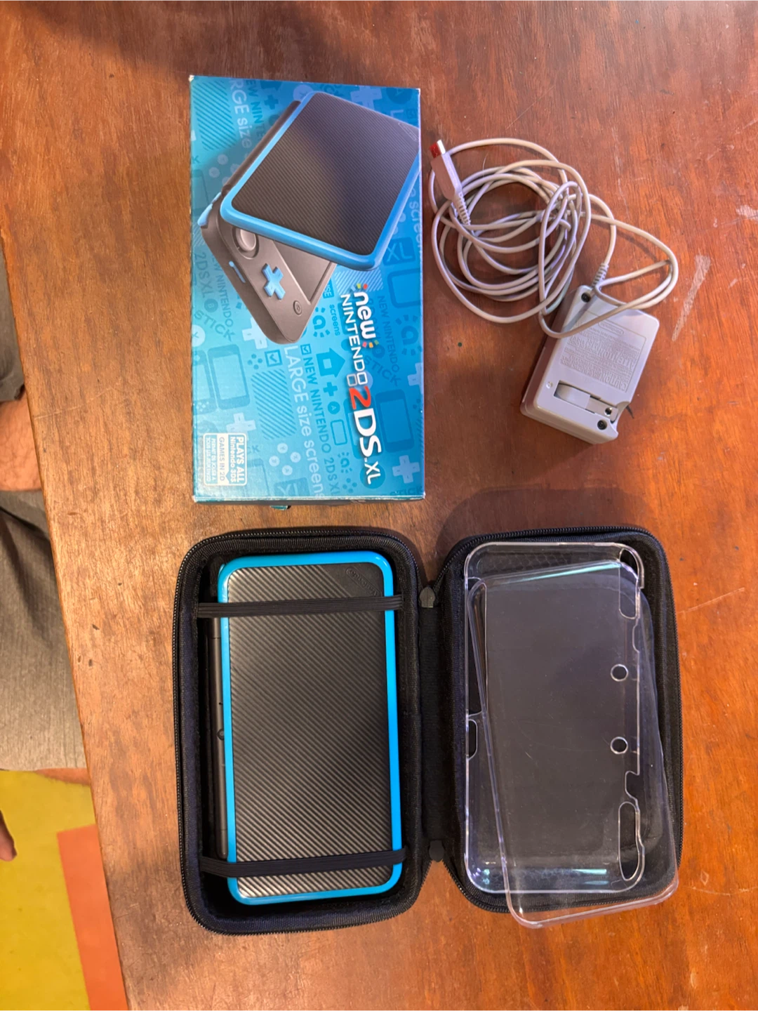 “New” Nintendo 2ds xl(willing to negotiate)