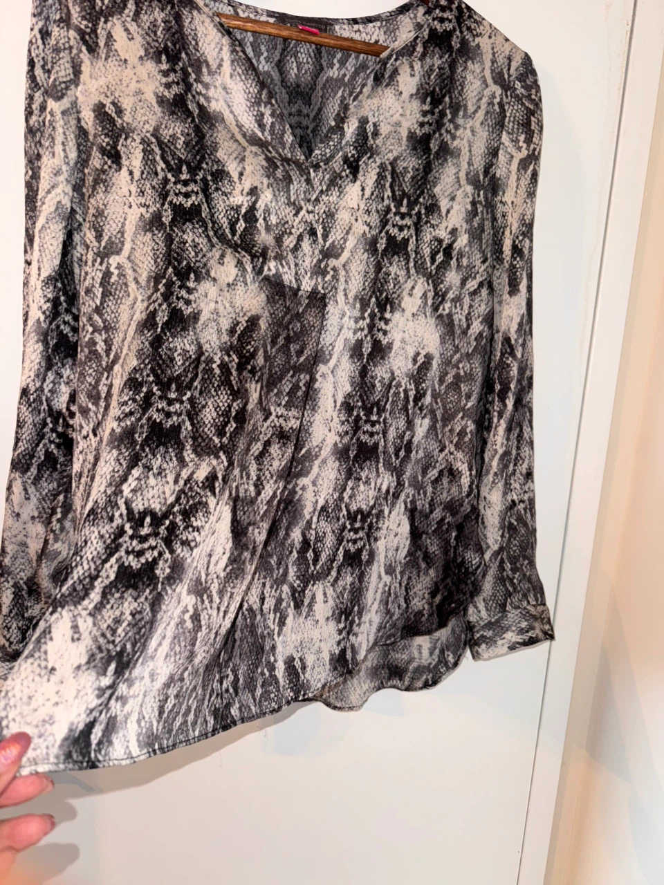 Vince Camuto Snake Print Blouse - photo 3