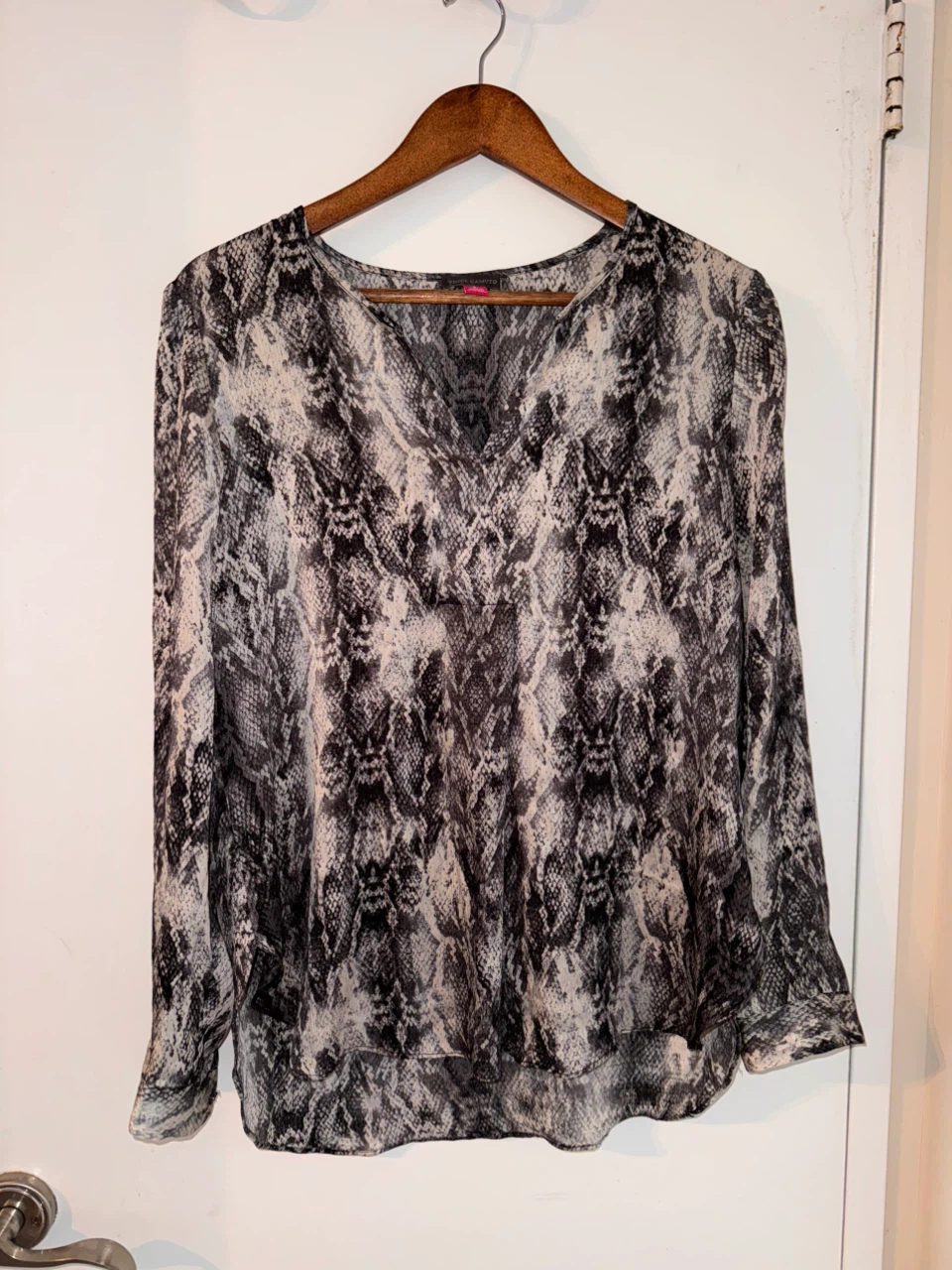 Vince Camuto Snake Print Blouse - photo 5