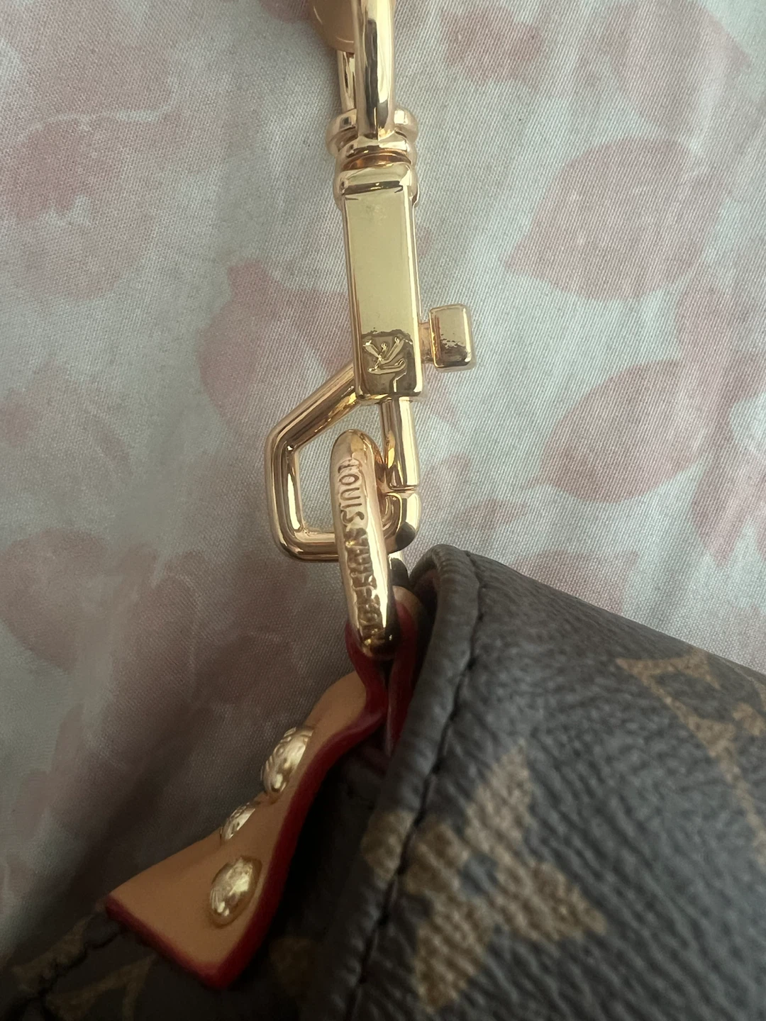 Louis Vuitton Monogram Shoulder Bag - photo 3