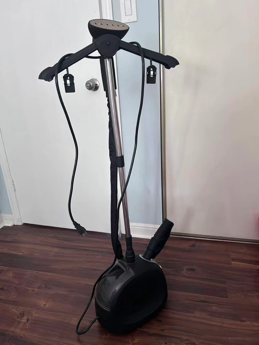 Black Garment Steamer with Hanger - photo 2