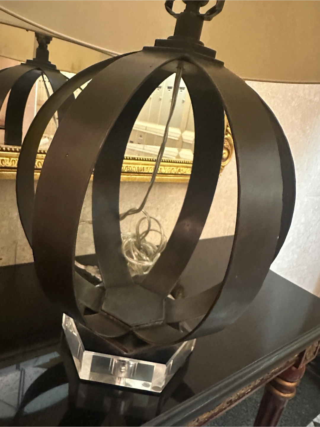 Contemporary sculptural table lamp - photo 2