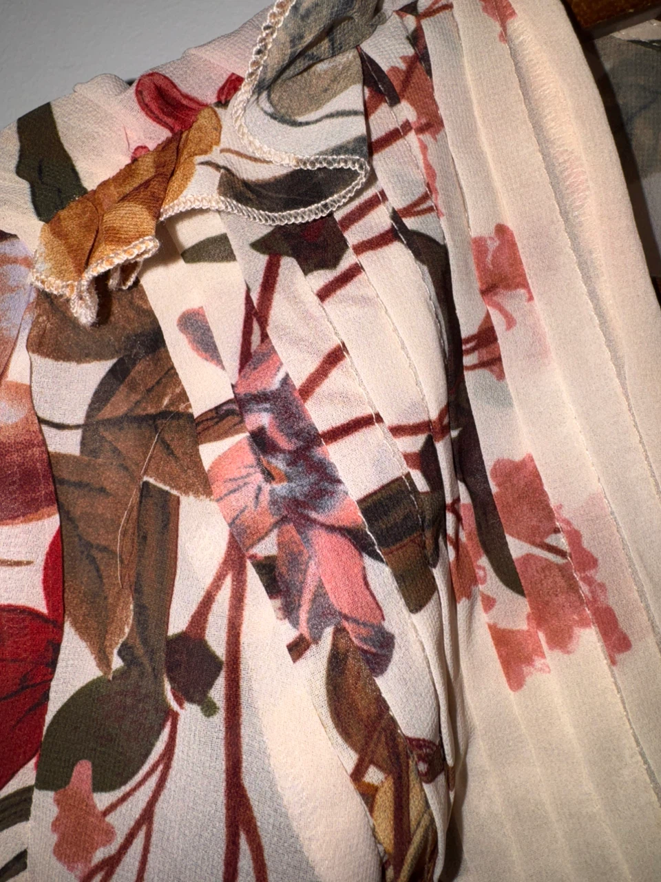 Buffalo David Bitton Floral Print Sheer Blouse S/P - photo 5
