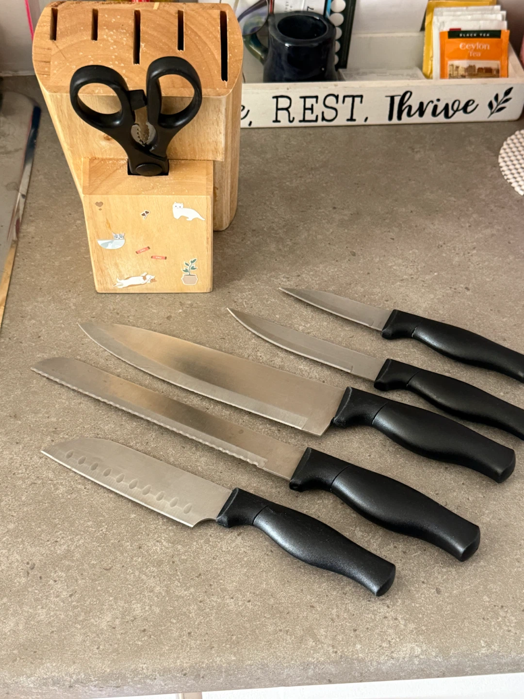 Wooden Knife Block Set with 5 Knives and Scissors - photo 2
