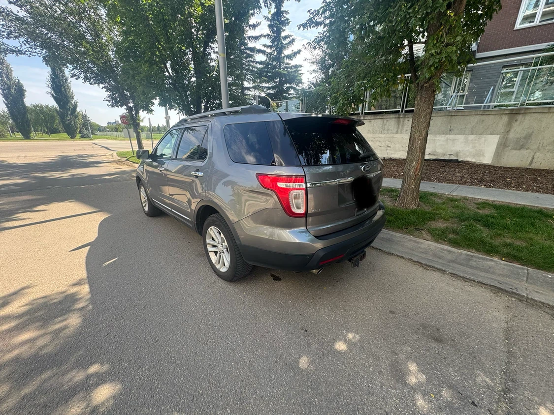 Ford Explorer 2013 xlt Leather/moonroof - photo 4