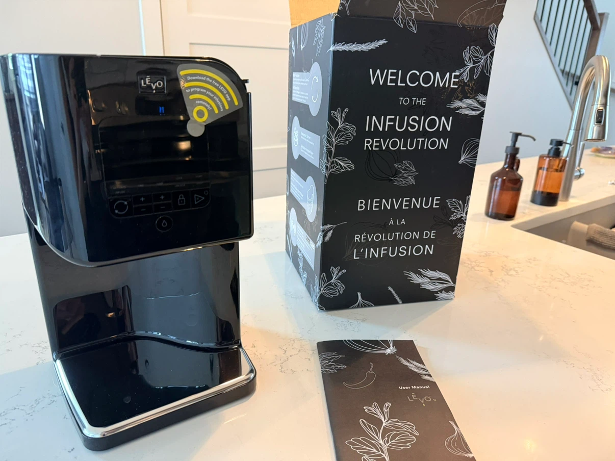 BRAND NEW LEVO II Herb & Oil Infuser - photo 2