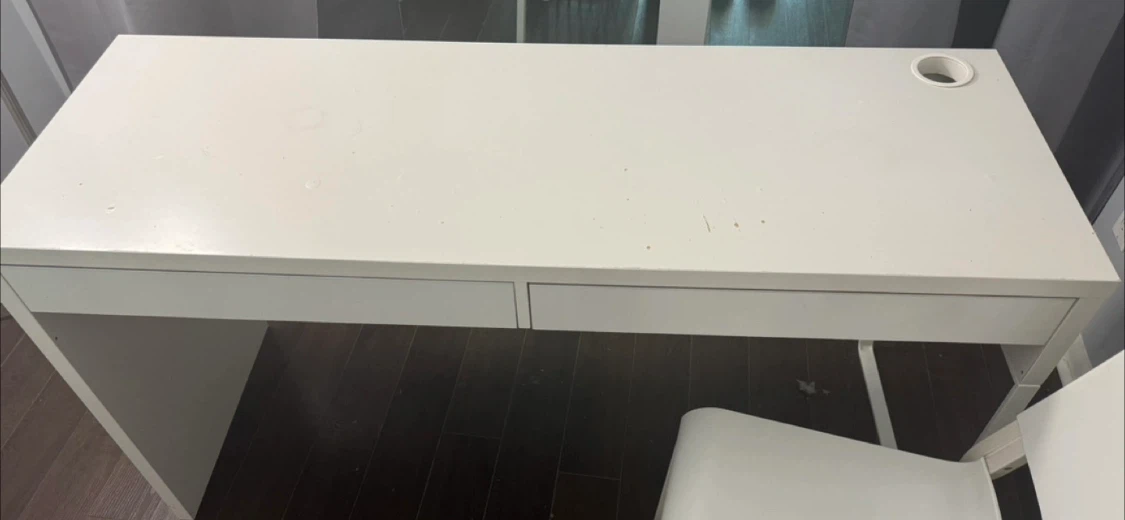 *FREE* White Desk with Two Drawers - photo 3
