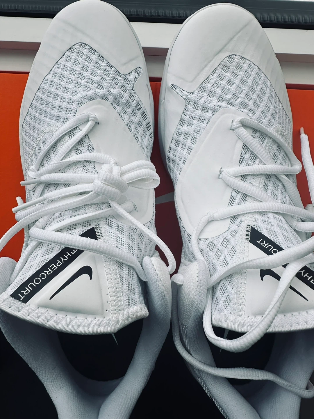 Nike Zoom Hypercourt White Basketball Shoes - photo 4