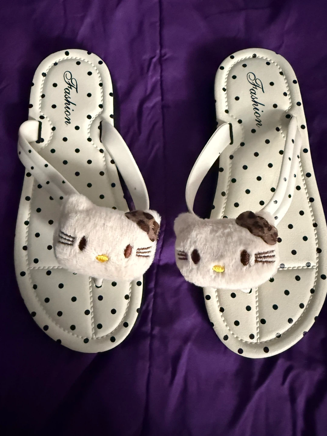 Hello Kitty Flip Flops size 8/9