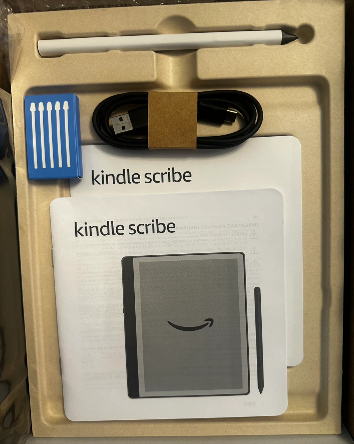 Amazon Kindle Scribe 1st Gen 32GB Tungsten Grey - photo 4