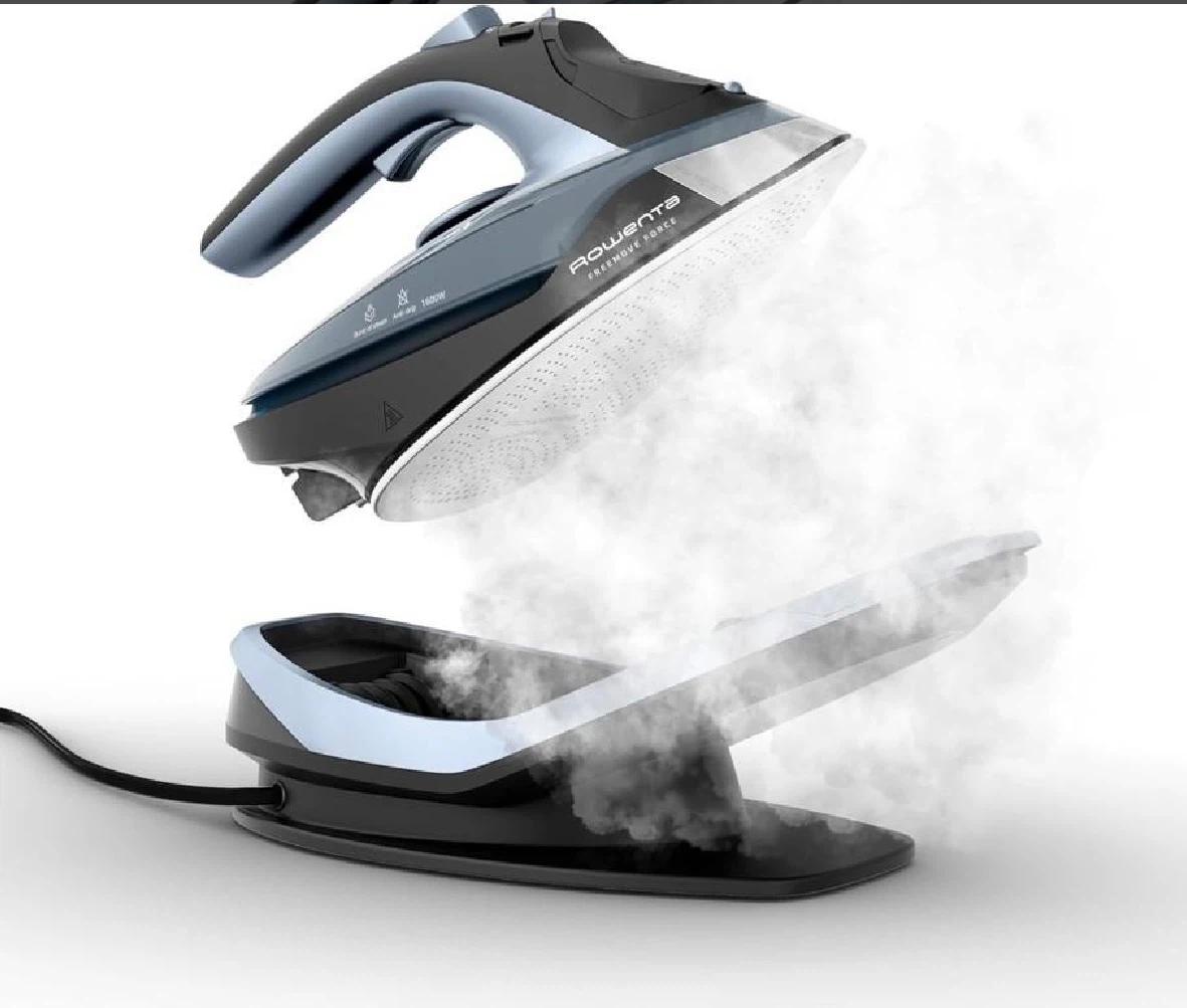 Rowenta Free Move Force Steam Iron Wireless brand new open box