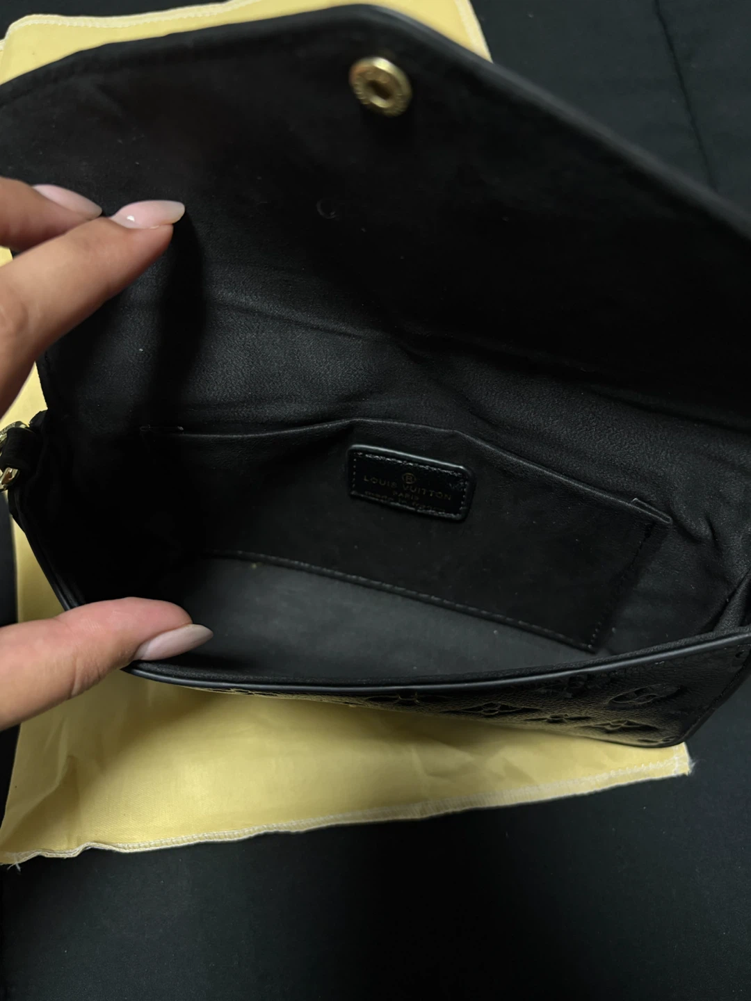 Louis Vuitton Purse - photo 4
