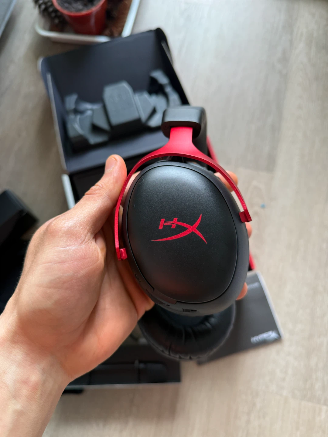 HyperX Cloud III 5 Wireless Gaming Headset - photo 2