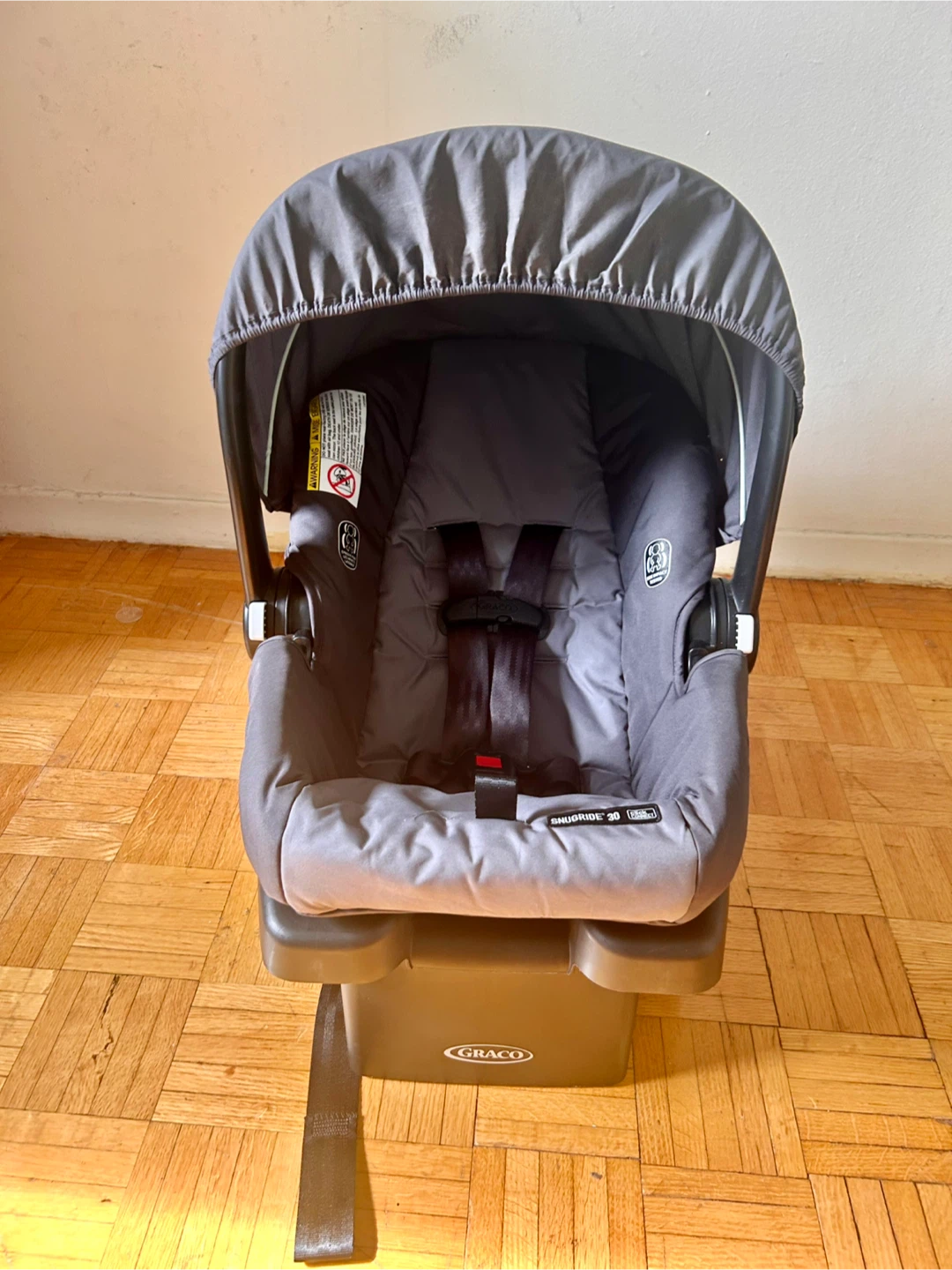 Graco SnugRide 30 Infant Car Seat