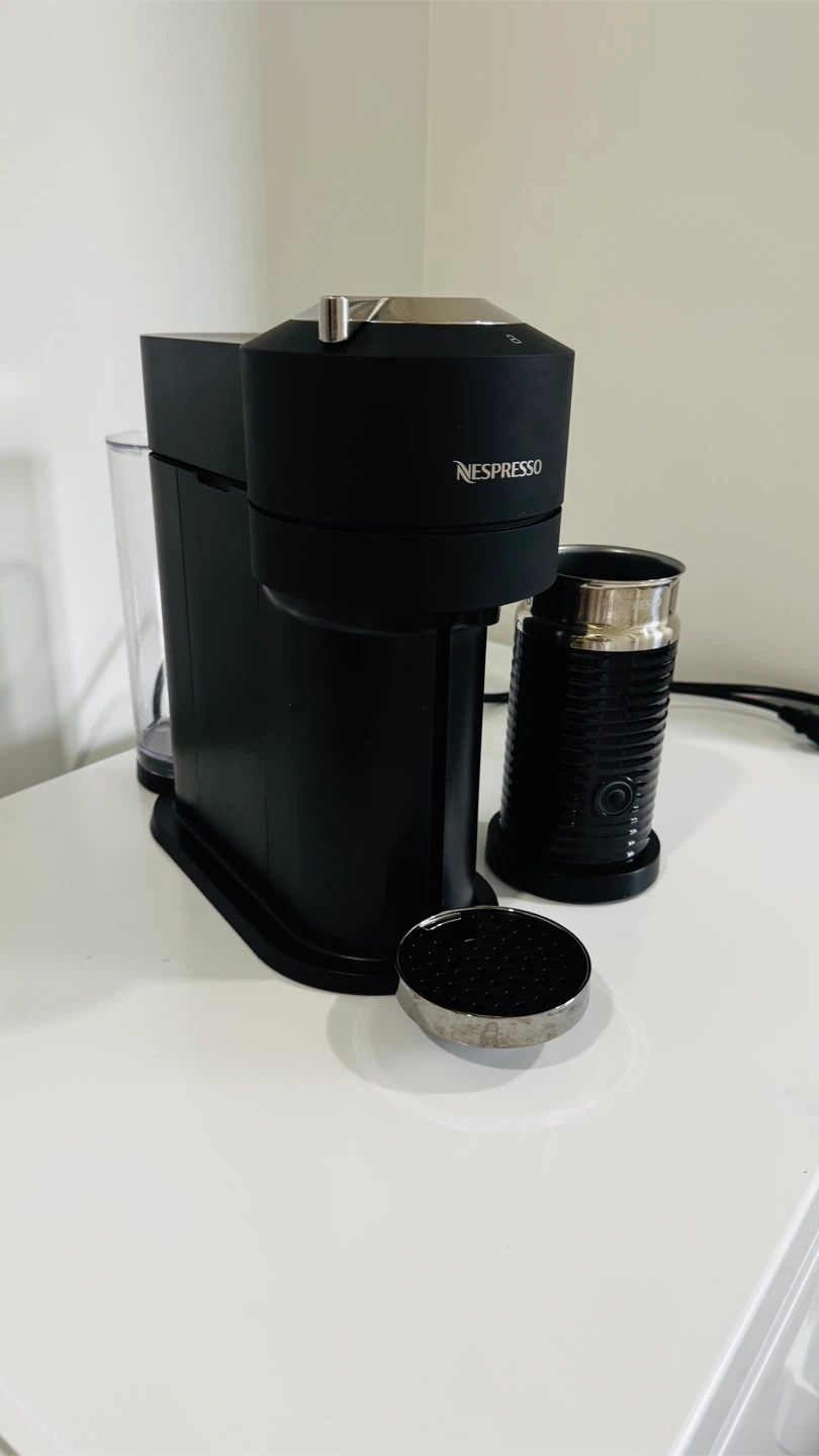 Nespresso Vertuo Next Coffee Machine with Aeroccino Milk Frother - photo 2