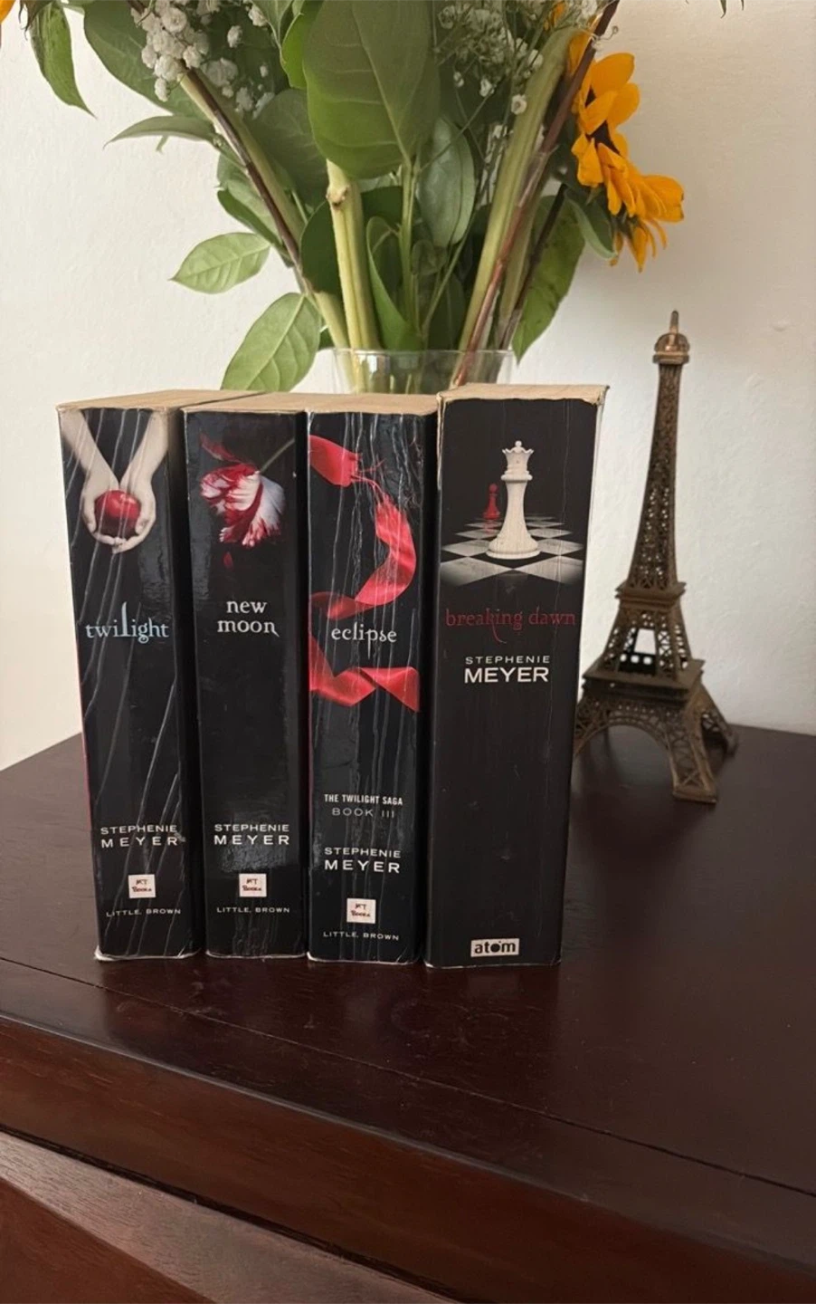 Twilight Saga Book Series by Stephenie Meyer