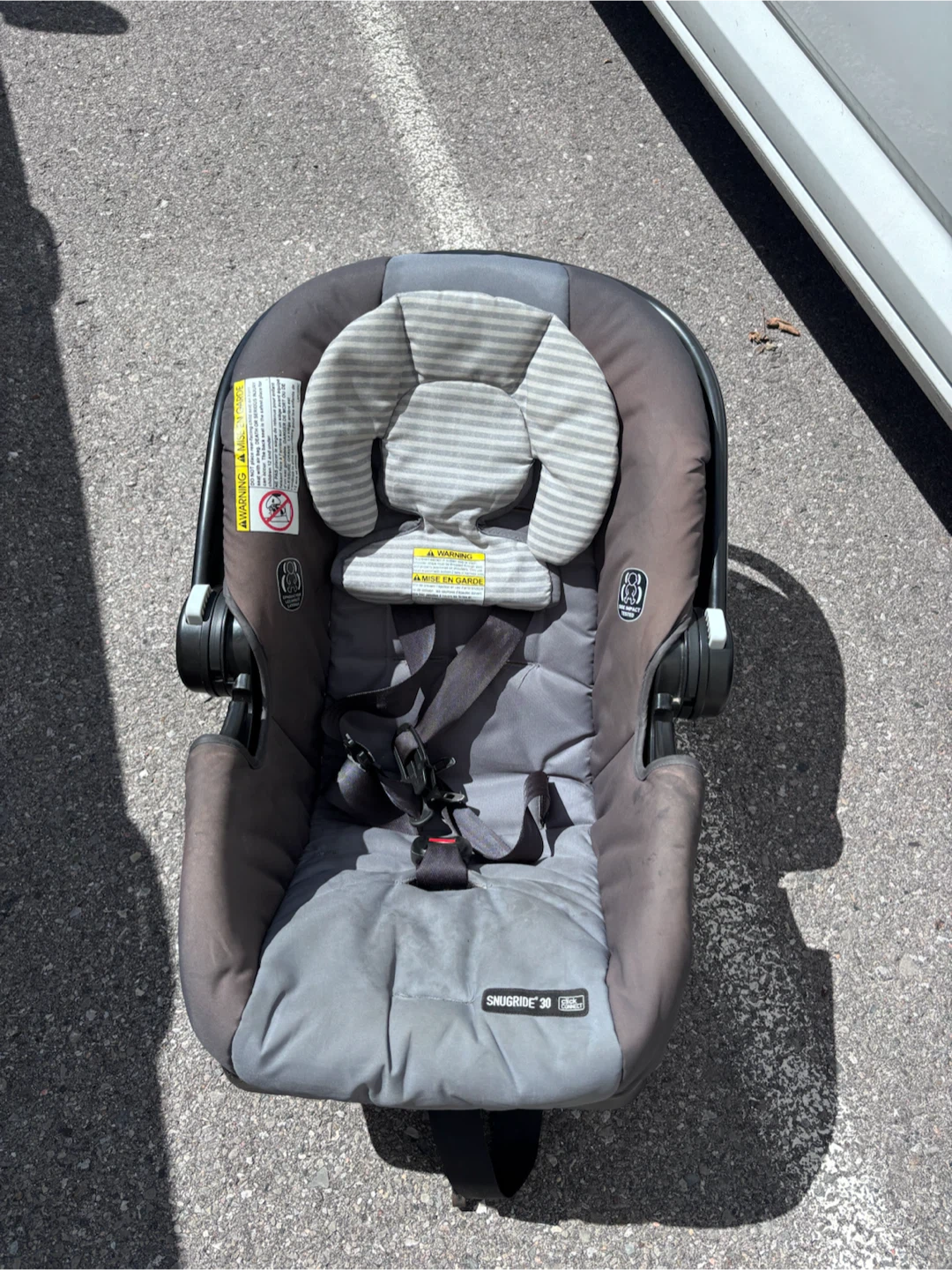 Evenflo SnugRide 30 Infant Car Seat - photo 2