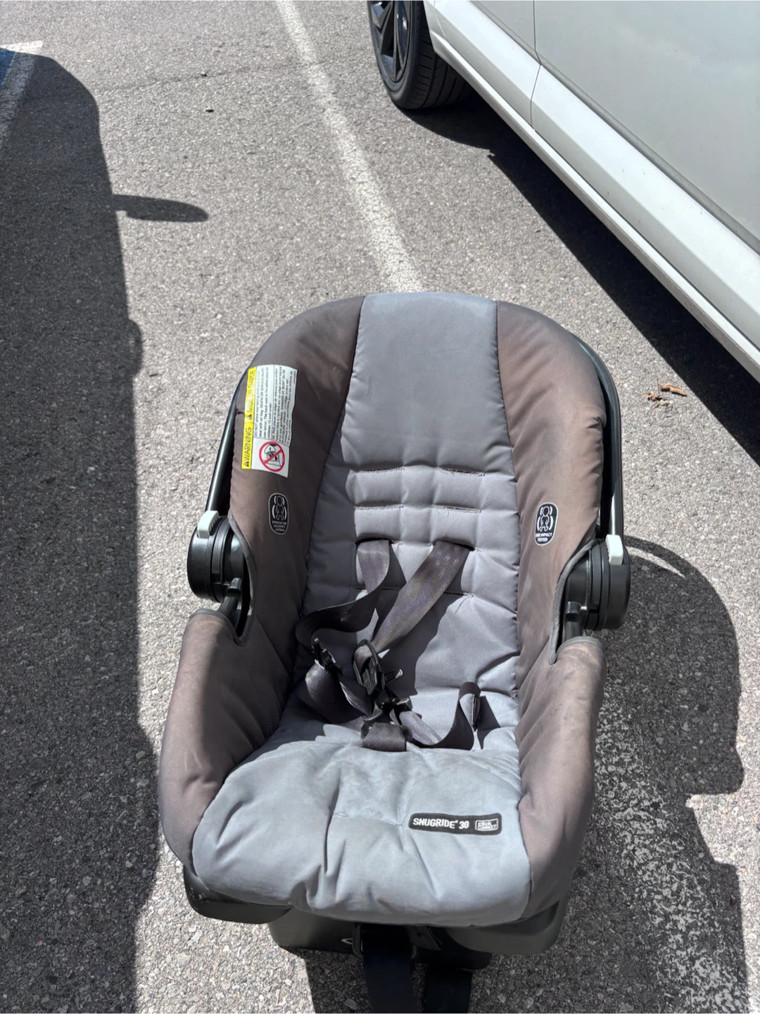 Evenflo SnugRide 30 Infant Car Seat - photo 3