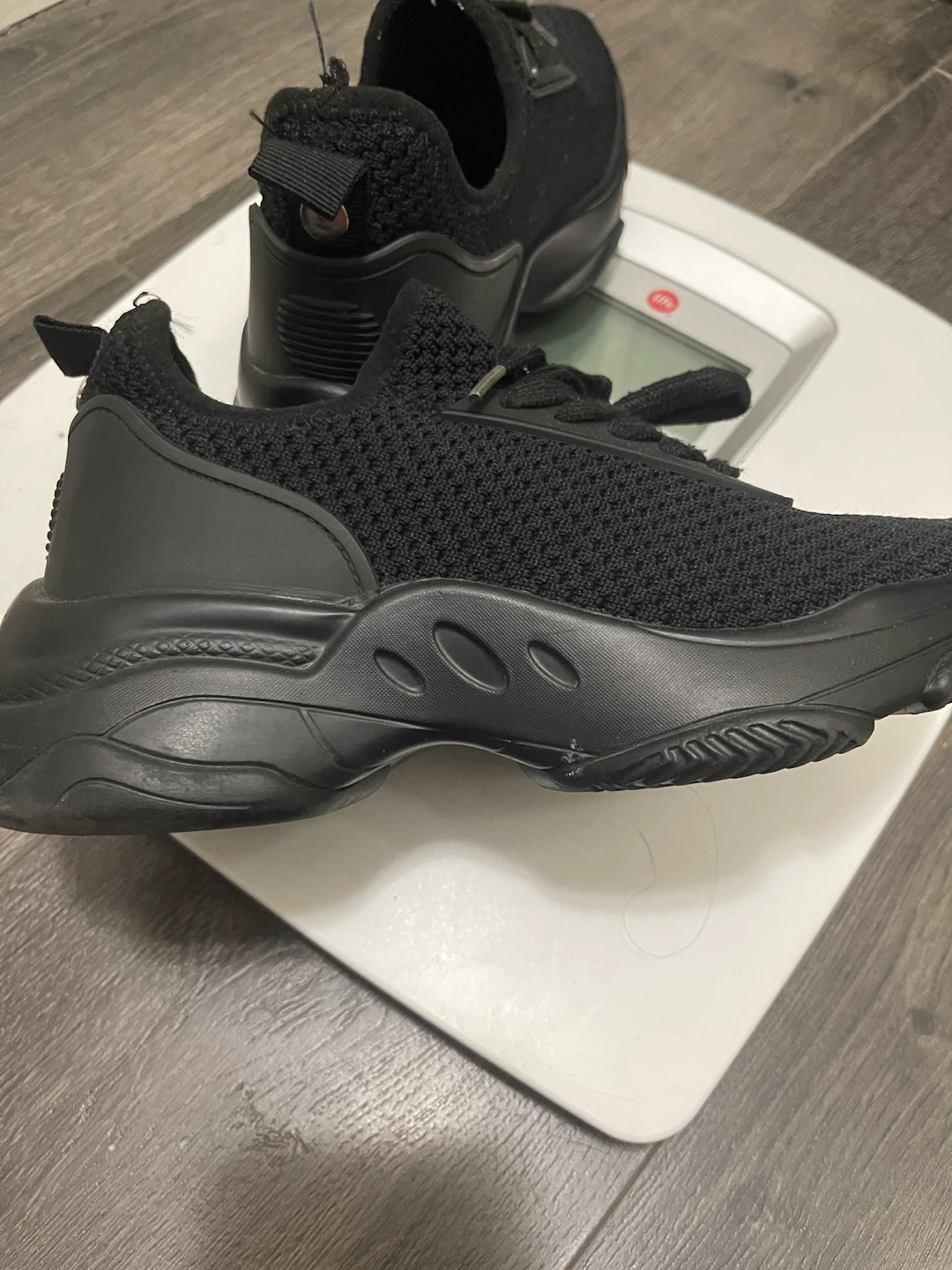 Black Mesh Sneakers - photo 2