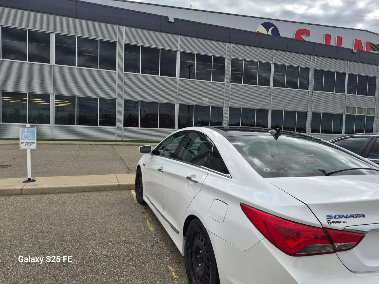 2014 Hyundai Sonata Sedan - photo 2