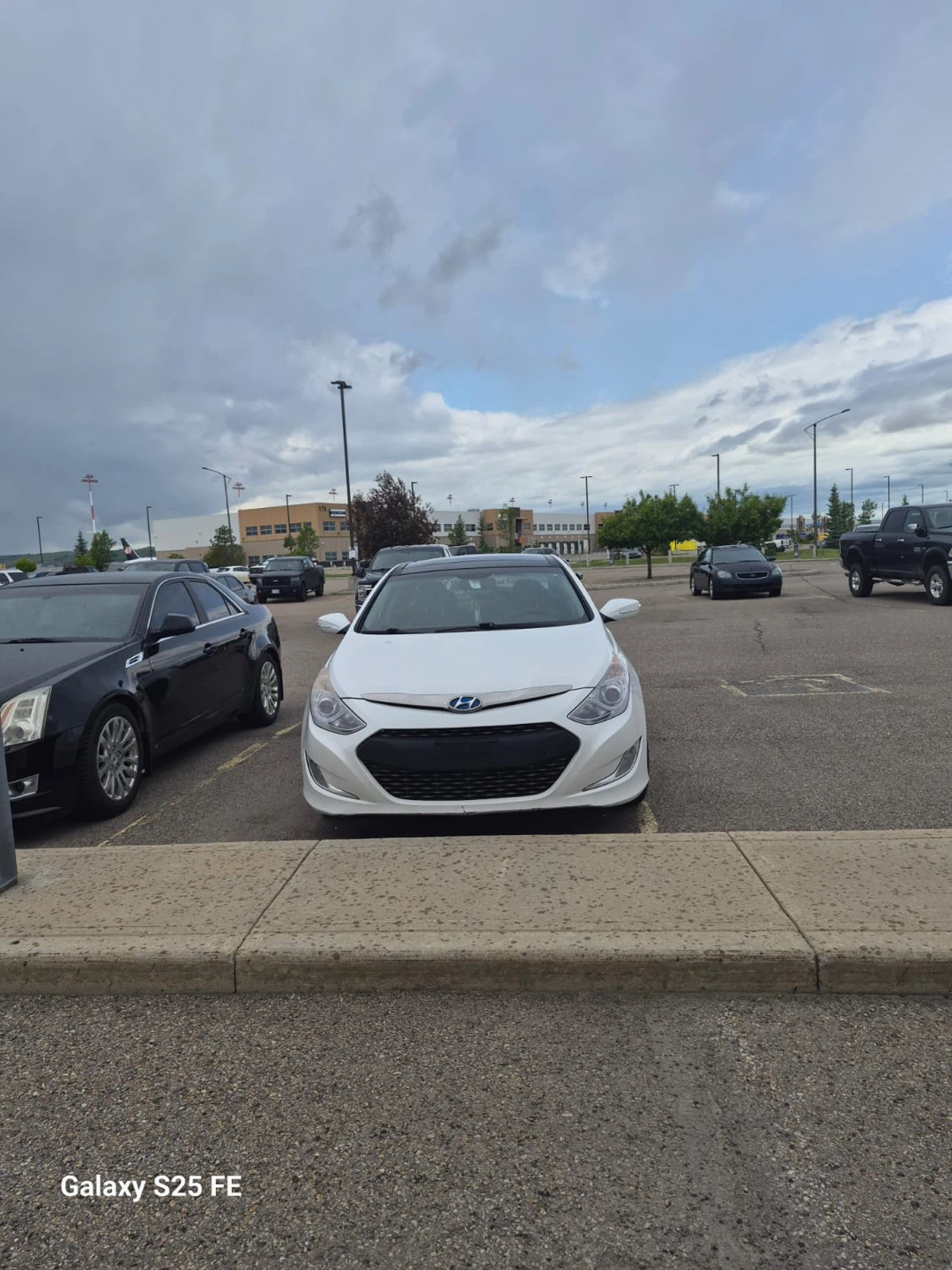 2014 Hyundai Sonata Sedan - photo 3