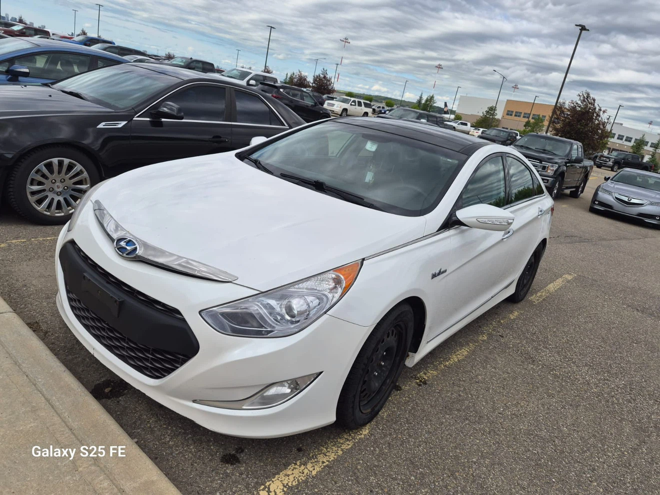 2014 Hyundai Sonata Sedan - photo 4