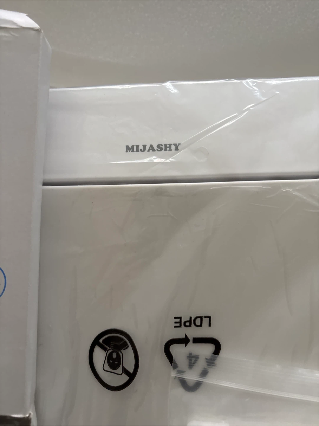 New MIJASHY Bidet Toilet Seat with Remote Control - photo 3