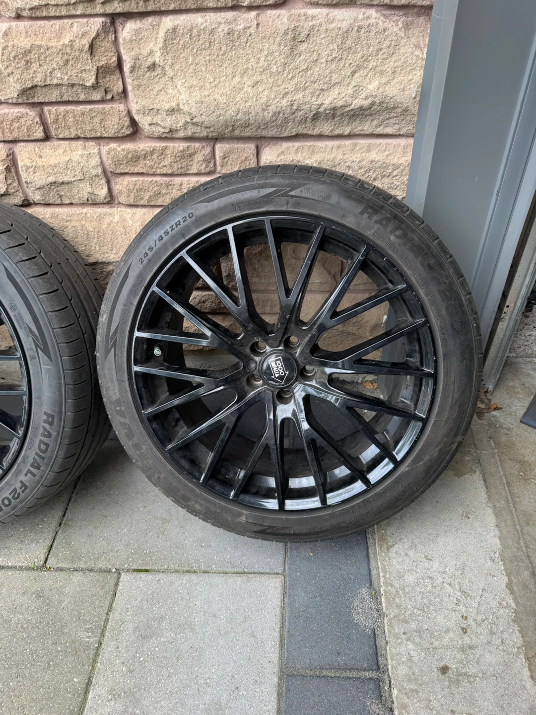 Range Rover tires and rims - photo 3
