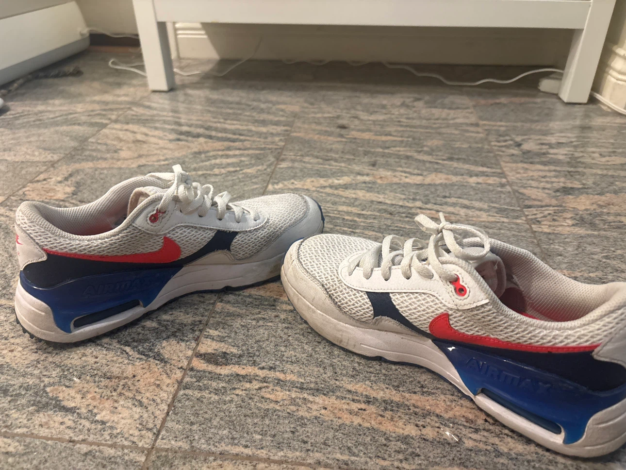 Nike Air Max Shoes - photo 2