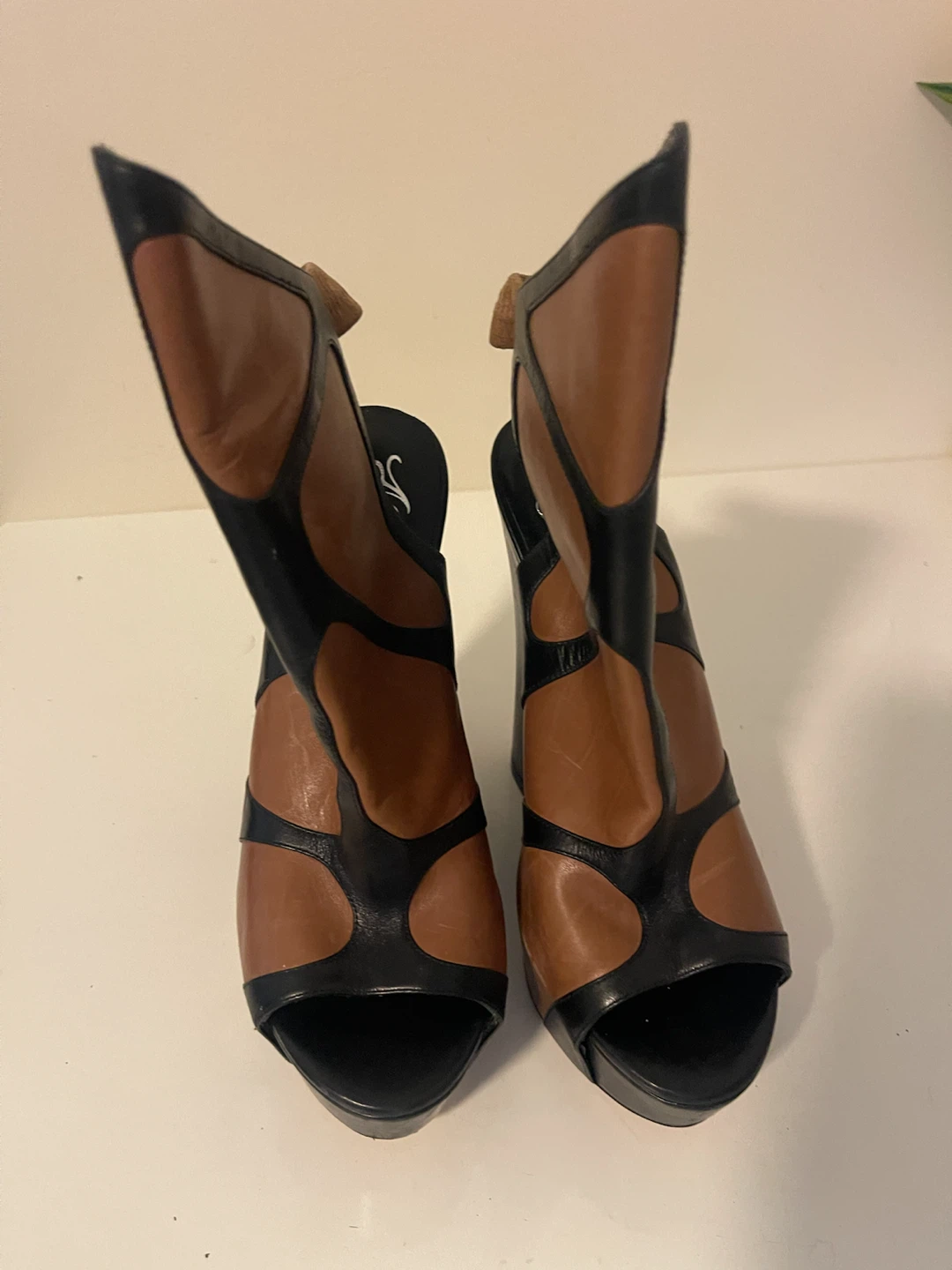 Black & Tan Leather Wedge Sandals - photo 2
