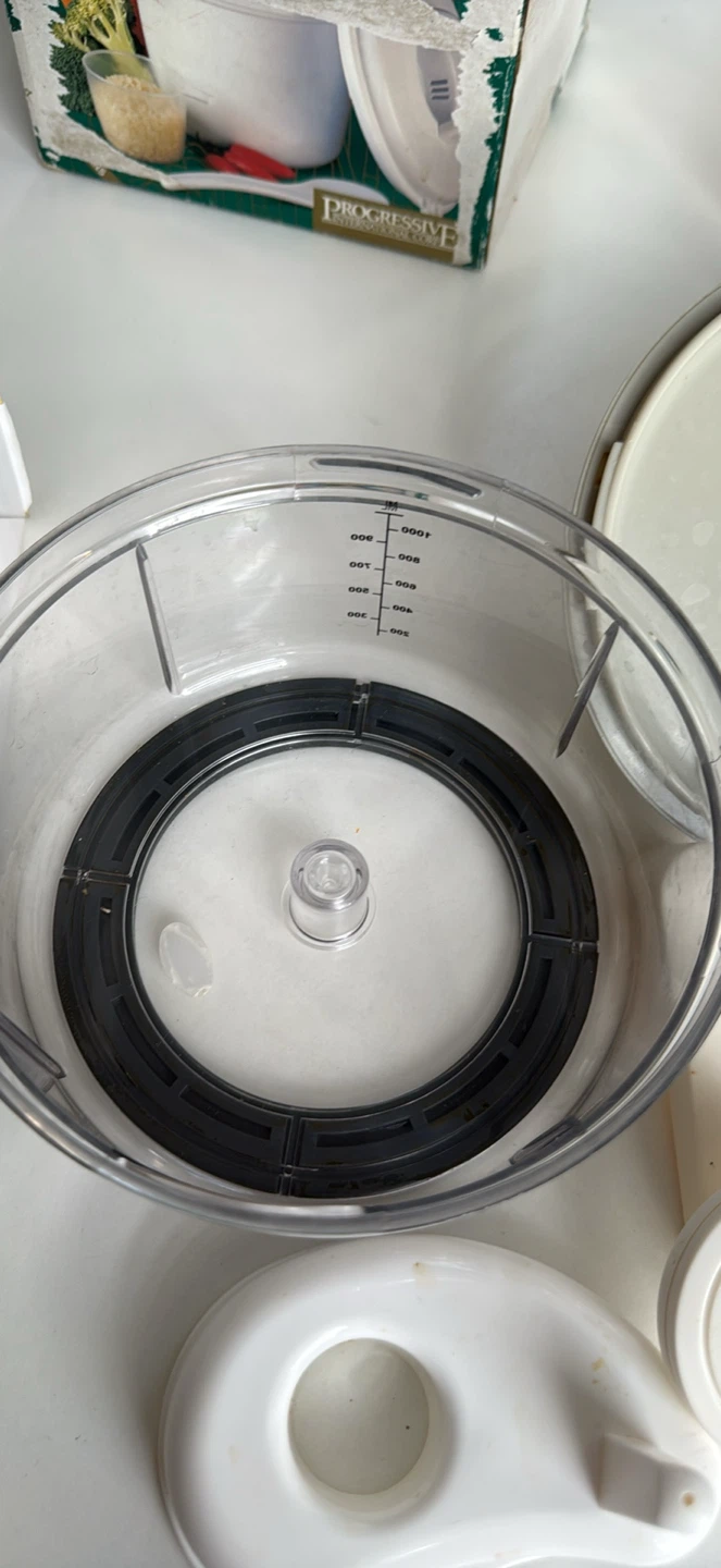 Starfrit Manual Food Processor - photo 3