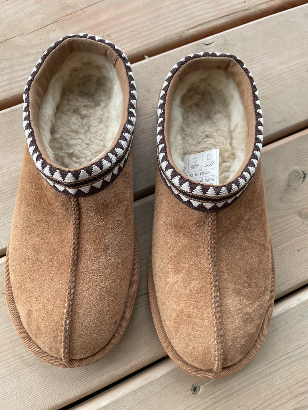 Kirkland “Ugg” slipper - photo 2