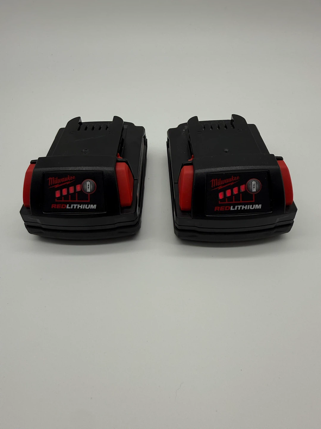 Milwaukee M18 Compact 1.5 Ah REDLITHIUM Battery 2 Pack - photo 2